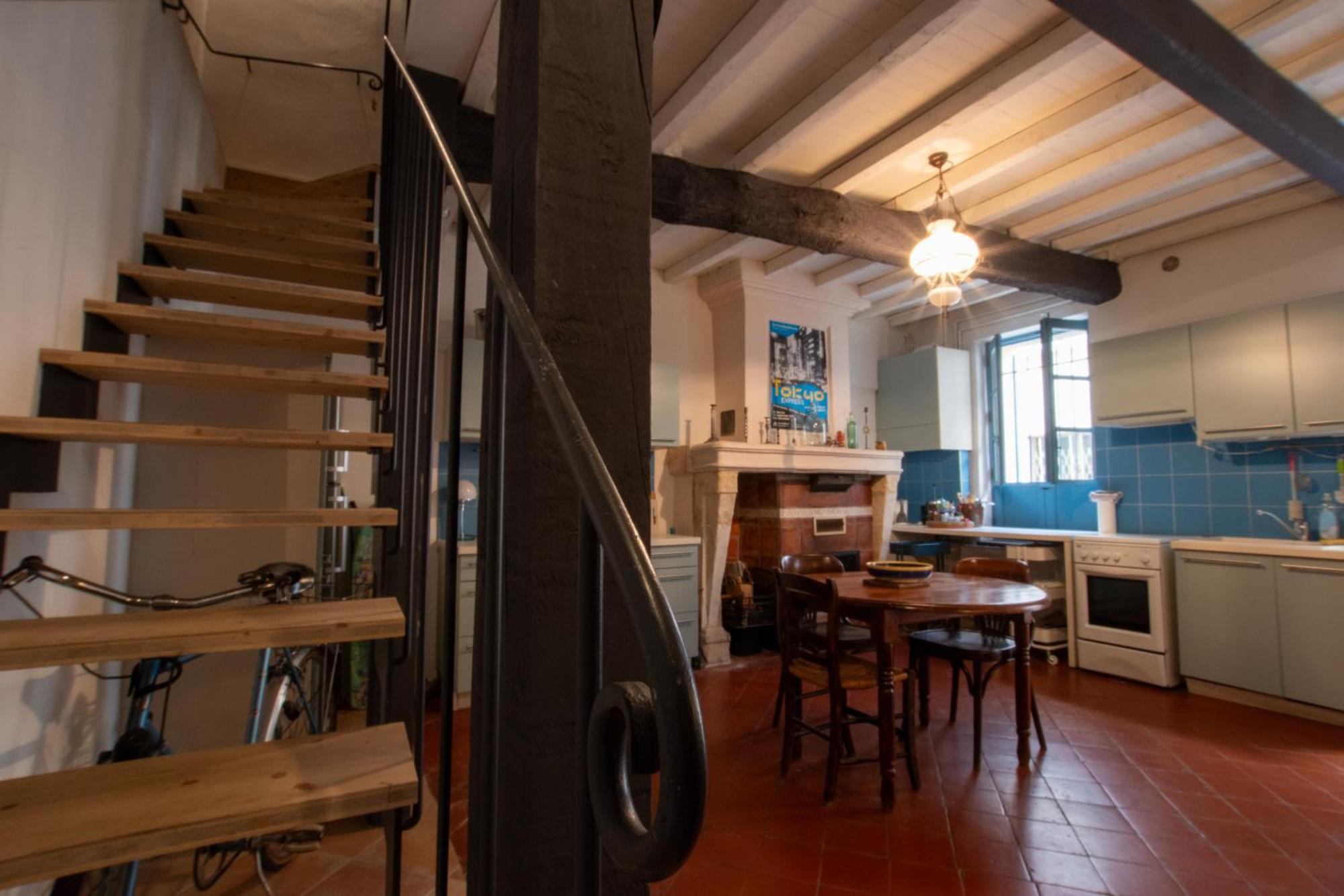 Ecrivain - Maison Avec Terrasse Arles